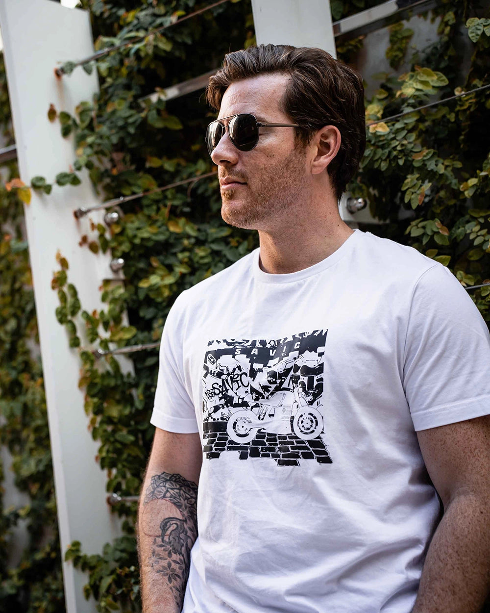 Collection of THE LANEWAY TEE in a gallery layout